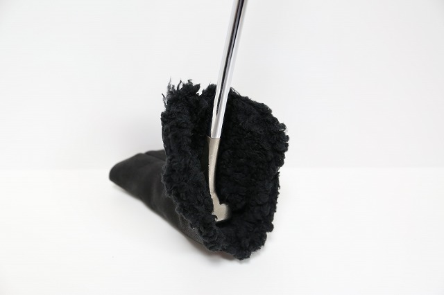 国産タンニン鞣し牛革（オイルプルアップレザー）使用ゴルフ用パターカバー特注オーダーメイド
