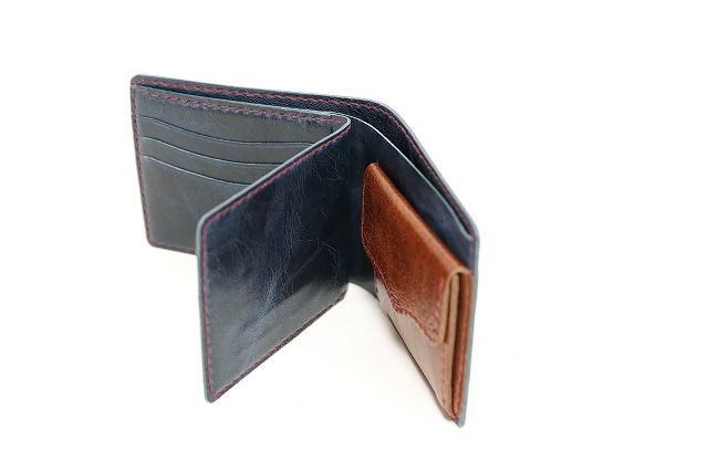 イタリアンタンニン鞣しラクダ革使用 ハーフウォレット（二つ折り財布）増量ポケット 特注カスタムオーダー