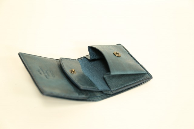 リングリザード（トカゲ）使用 コンパクトハーフウォレット（二つ折り財布）特注オーダーメイド