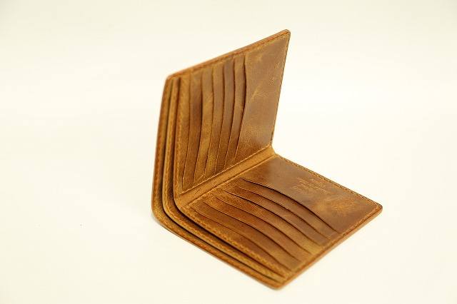 国産タンニン鞣し牛革gonziオリジナル(牛革)レザー使用 二つ折りカード財布を特注オーダーメイド