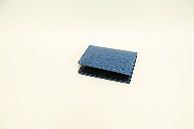 リザードコンパクトハーフウォレット（二つ折り財布）