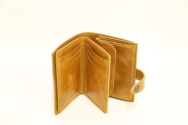 イタリアンタンニン鞣しラクダ革使用 セミロングウォレット（二つ折り財布）カスタマイズ製作