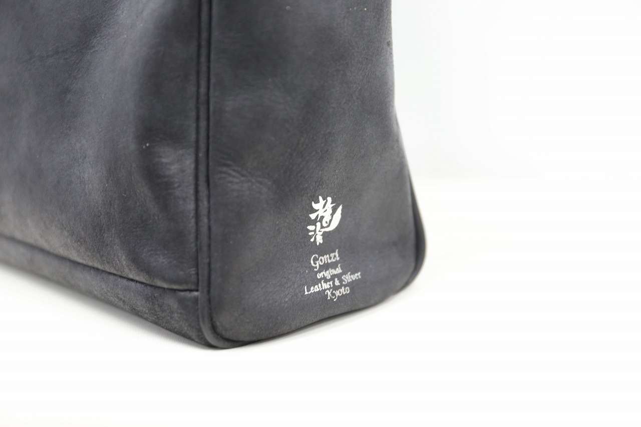 国産タンニン鞣しの牛革（プルアップレザー）使用 ビジネストートバッグ