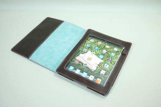 イタリアンタンニン鞣しラクダ革 使用 iPad タブレットケース 特注フルオーダーメイド