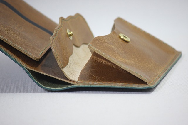 イタリアンタンニン鞣しラクダ革 使用 セミロングウォレット（変形二つ折り財布）特注フルオーダーメイド