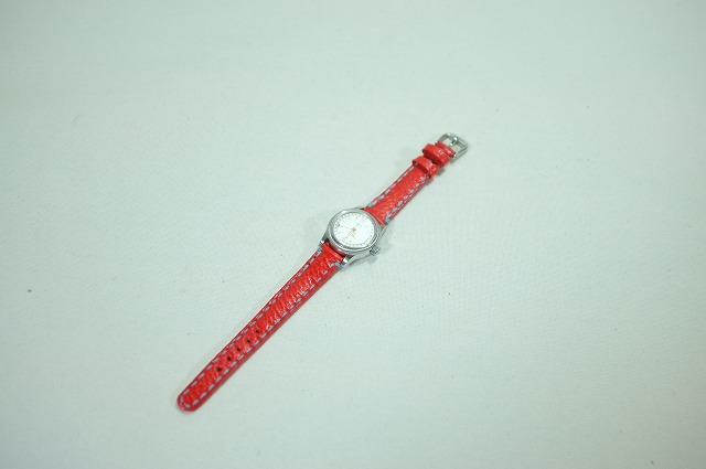 イタリアンタンニン鞣しのトスカーナレザー 使用 腕時計ベルト 特注オーダーメイド