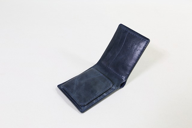 イタリアンタンニン鞣しラクダ革 使用 変形ハーフウォレット（二つ折り財布）特注オーダーメイド