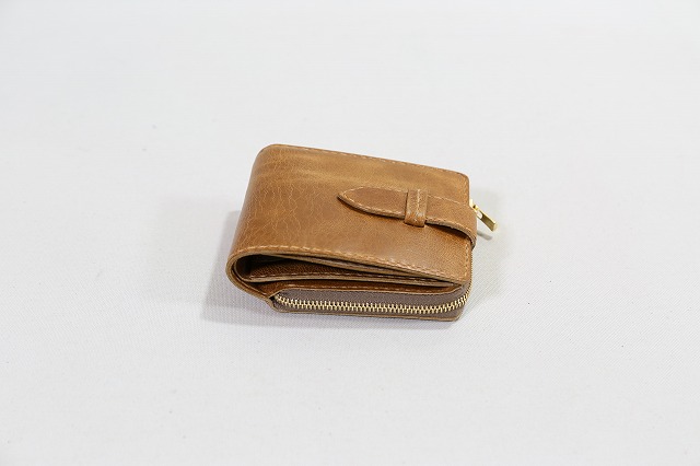 イタリアンタンニン鞣しラクダ革 使用ジッパーコインハーフウォレット（二つ折り財布）特注フルオーダーメイド