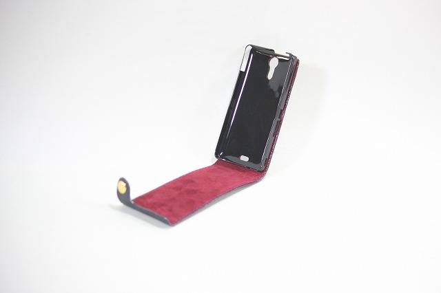 イタリアンタンニン鞣しラクダ革 使用 iPhone android Xperia acro AQUOS PHONE GALAXY ARROUS 各種レザーケース 特注カスタムオーダーメイド