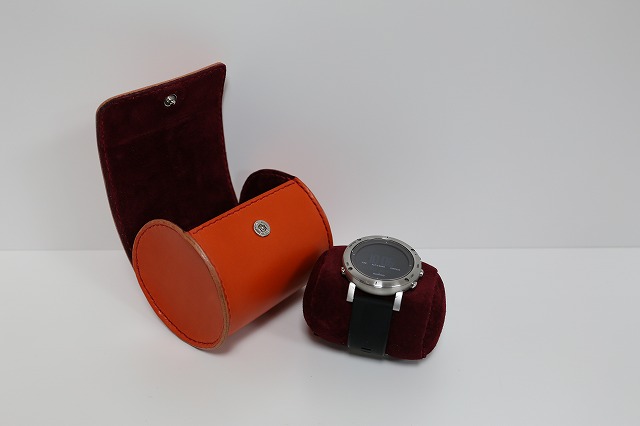 国産ピットタンニン鞣し栃木レザー使用 腕時計ケース特注オーダーメイド
